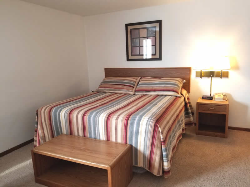 Hotel Room Information The Hometown Inn of Mayville, ND